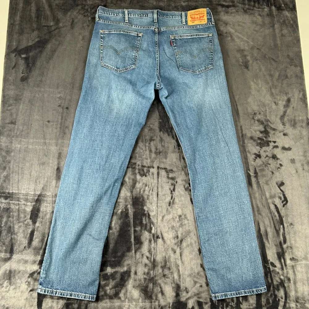 Levi's 559 Relaxed Straight Jeans Mens 38x34 Blue Medium Wash Denim 00559-0624